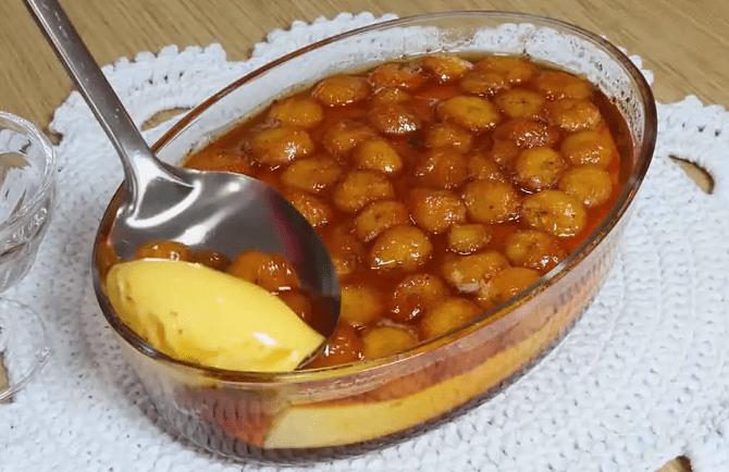 Banana Caramelizada na travessa