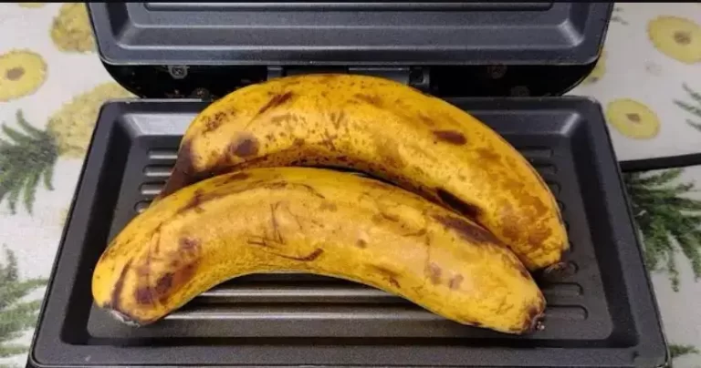 Banana na sanduicheira