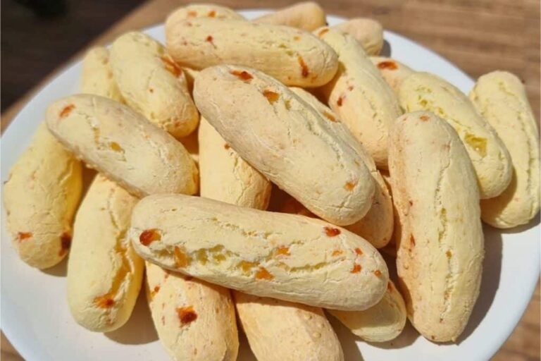 Biscoito de polvilho com creme de leite