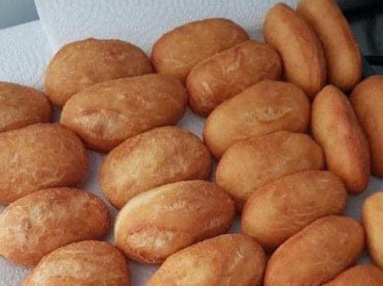 Bolinho Bico-de-Cegonha