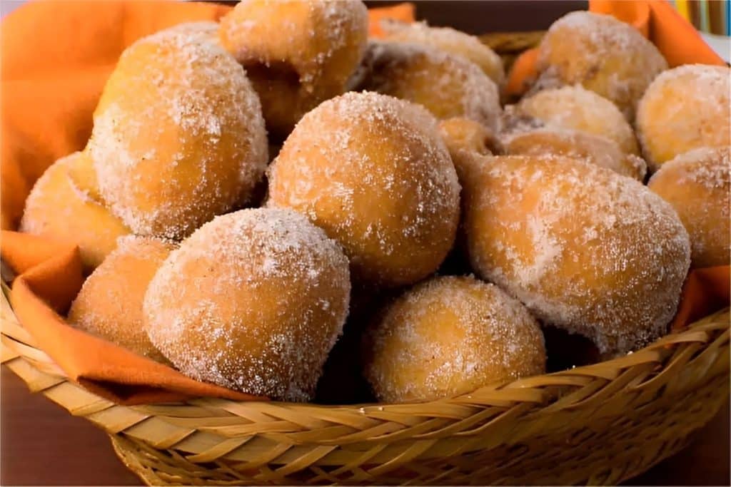 Bolinho de chuva da Palmirinha