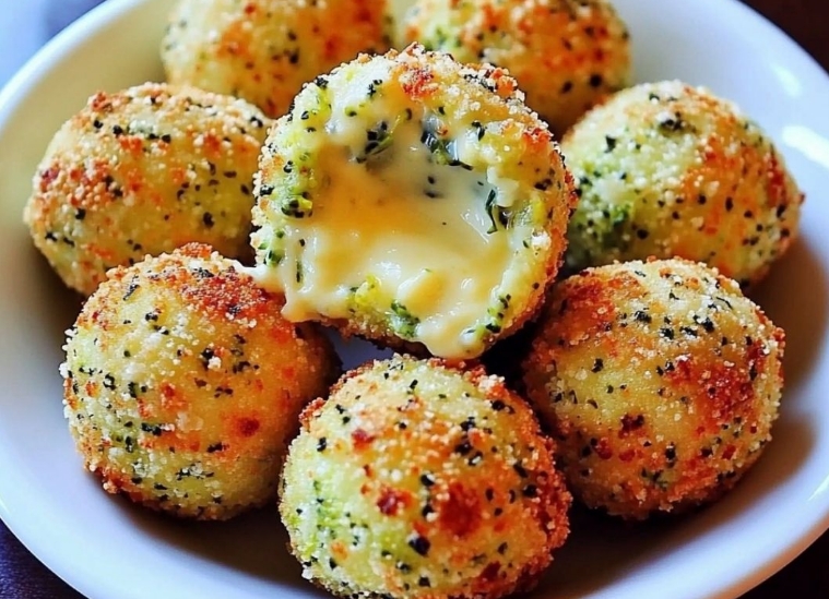 Bolinhos de Brócolis com Queijo