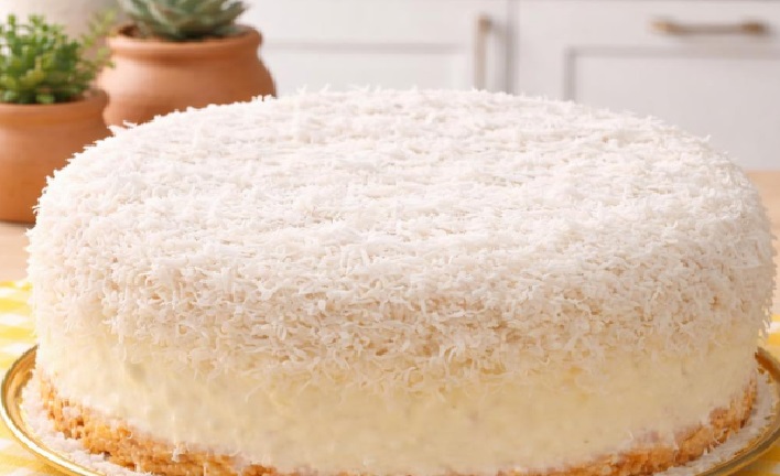 Bolo de Coco Gelado com Recheio cremoso