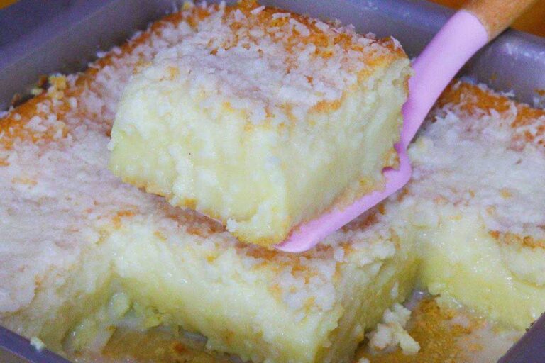 Bolo de coco sem trigo bem molhadinho