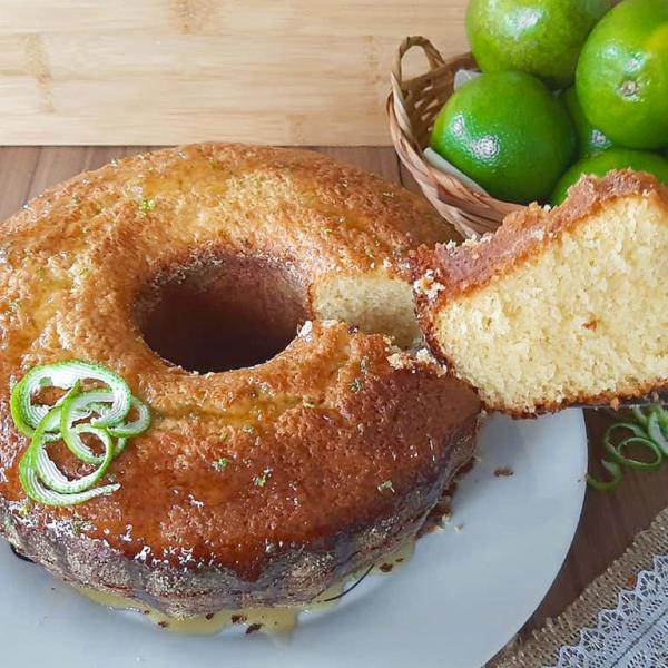 Bolo de Fubá com laranja