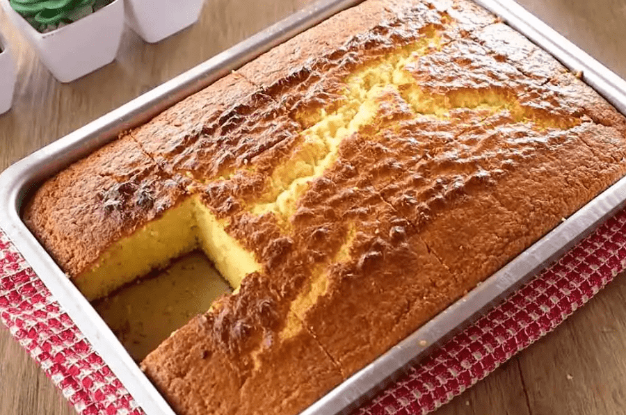 Bolo de Maizena com Fubá simples