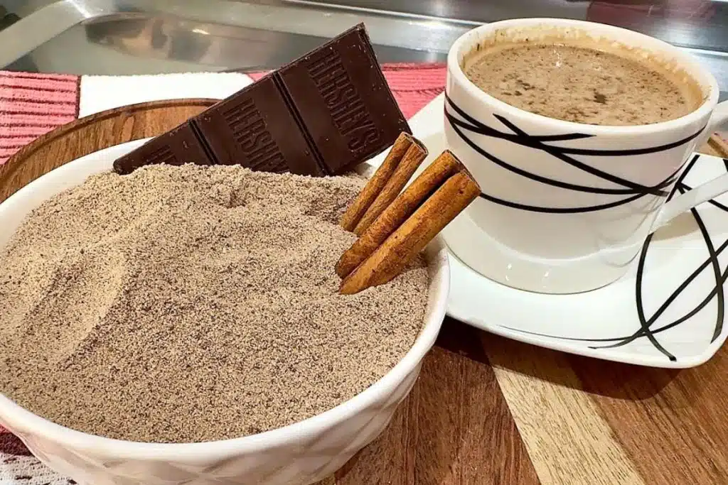 Cappuccino caseiro para o seu café da manhã ou da tarde