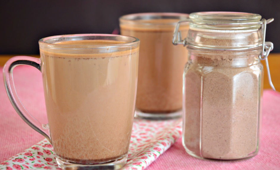 Cappuccino cremoso que não precisa de máquina para fazer