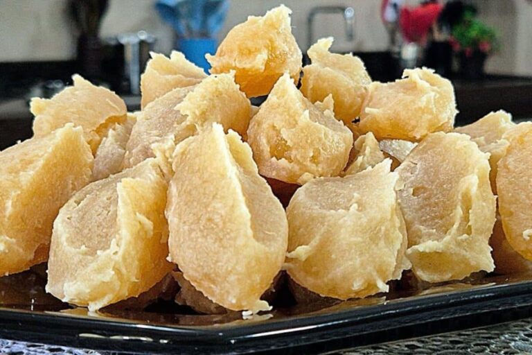 Doce de batata doce cristalizado com casquinha e recheio cremoso