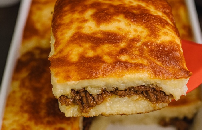 Escondidinho de Carne Moída com Purê Cremoso