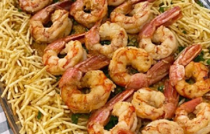 Escondidinho de Camarão com Batata Palha