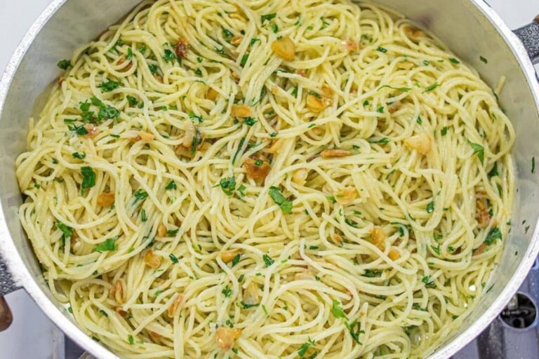 Macarrão alho e óleo soltinho