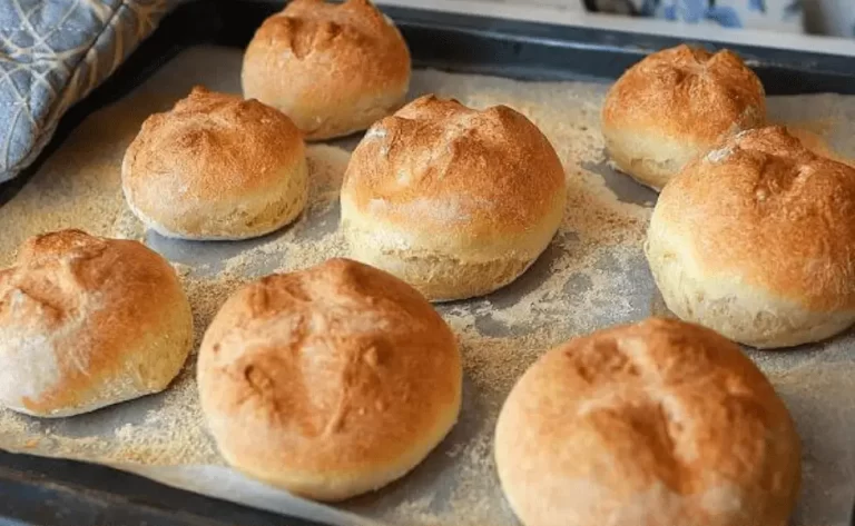 Pãezinhos crocantes sem sovar