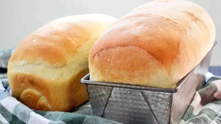 Pão com vinagre que cresce muito e fica fofinho