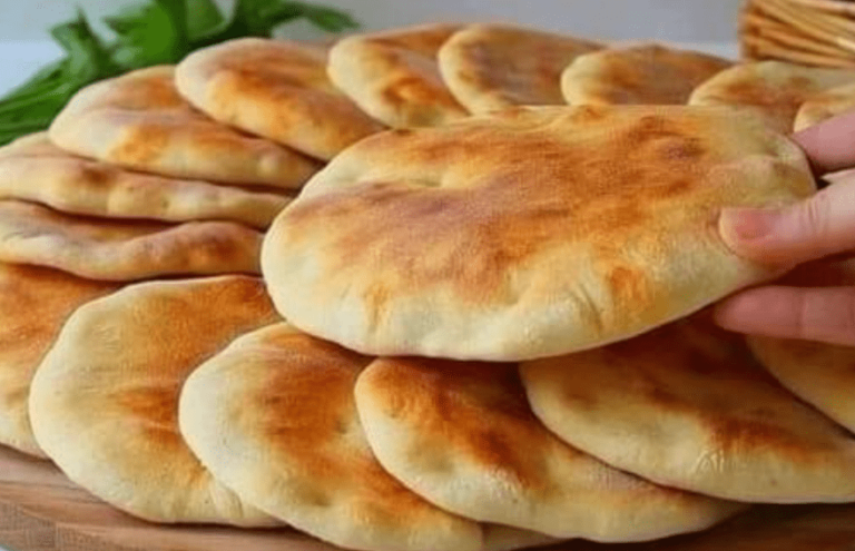 Pãozinho com apenas 3 ingredientes