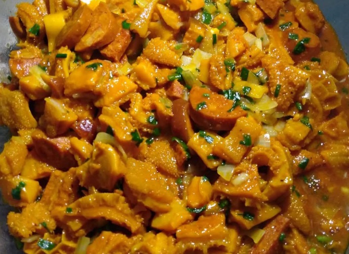 Picadinho de dobradinha com calabresa