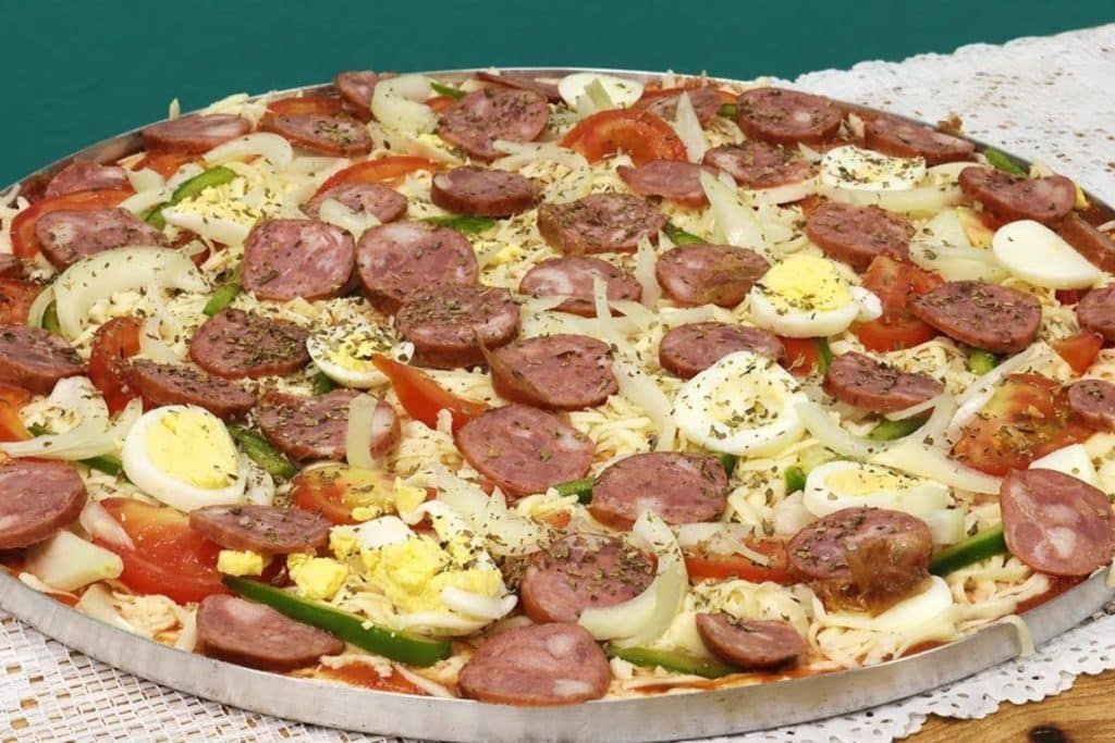 Pizza caseira sem sovar