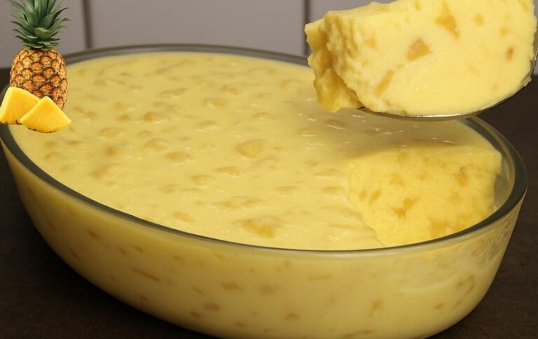 Sobremesa de Abacaxi