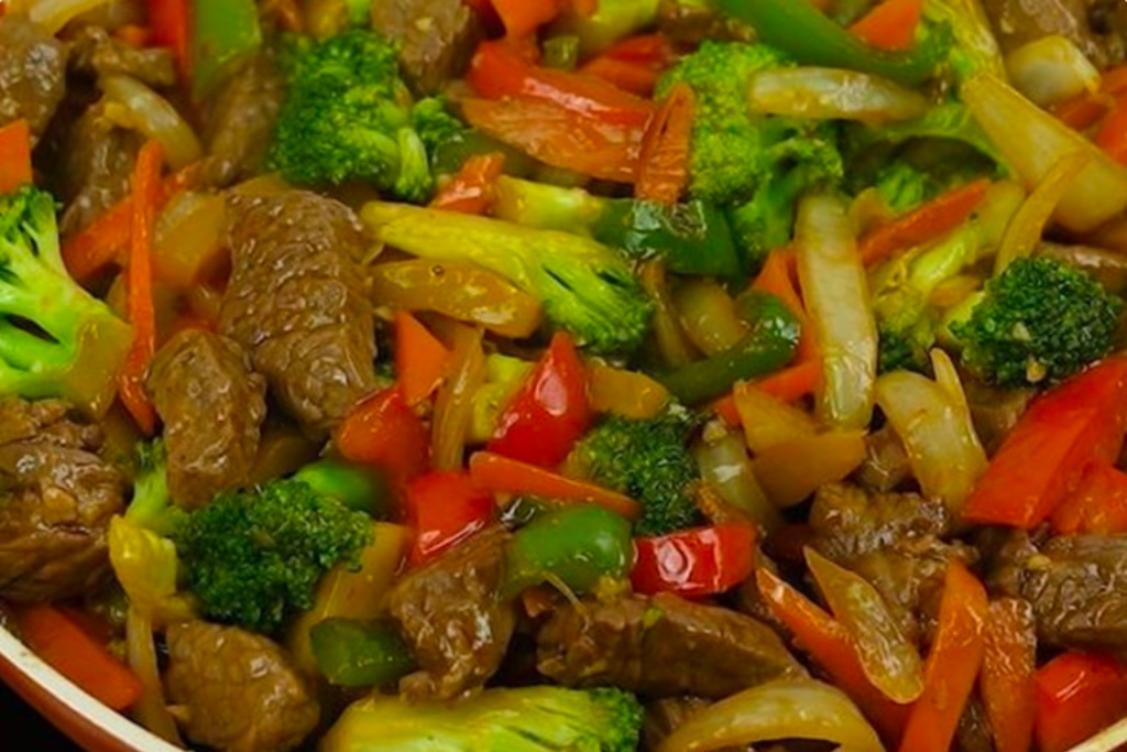 Tirinhas de Carne chinesa ao molho especial