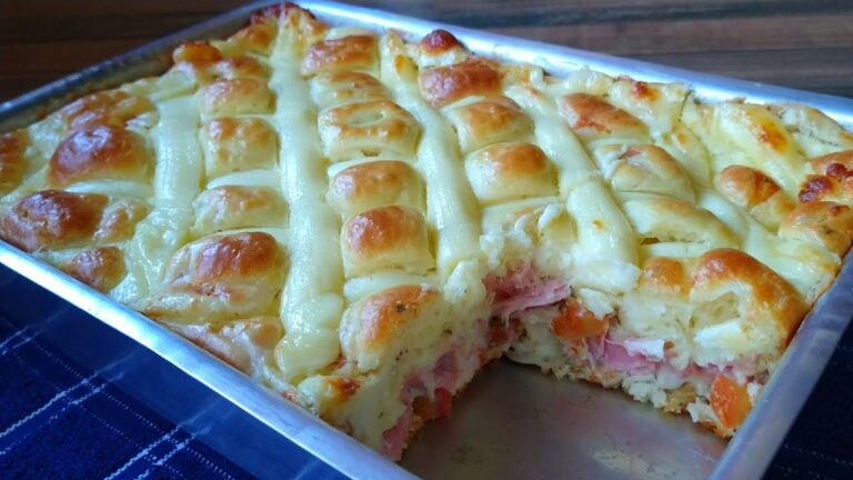 Torta salgada recheada com Presunto e mussarela